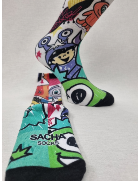 CALCETINES DIFERENTES DE HOMBRE EN ALGODON DIBUJO MONSTERS