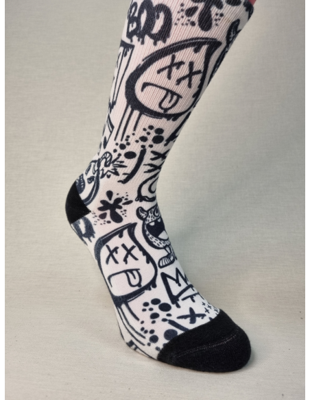 CALCETINES STREET ART MONOCROMATICOS