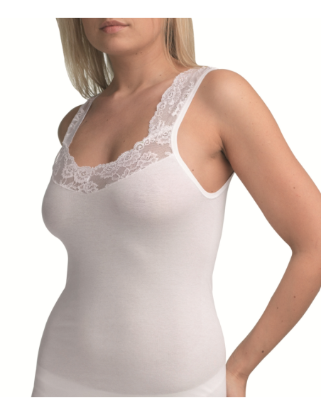 CAMISETA MUJER TIRANTE CON PUNTILLA