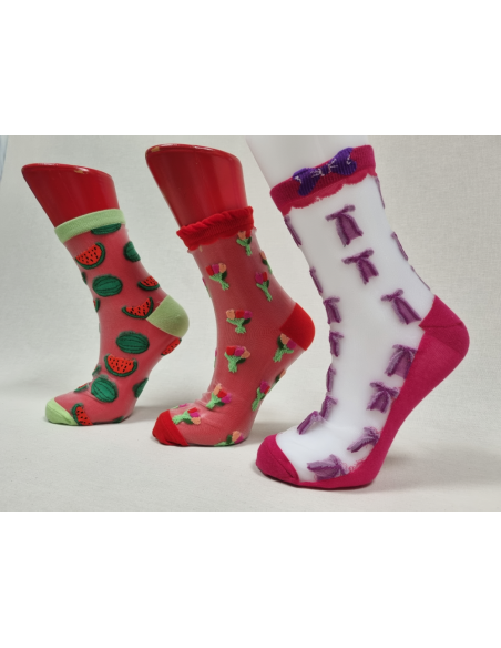 CALCETINES DE MUJER IDEALES CON LAZOS