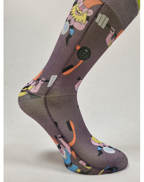 CCALCETINES DISTINTOS DE HOMBRE CON GNOMOS