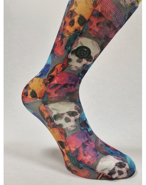 cCALCETINES ATREVIDOS DE HOMBRE CALAVERAS COLORES