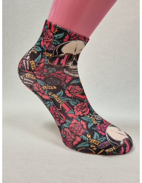 CALCETINES INFORMALES TOBILLEROS DE HOMBRE CON CALAVERAS ENAMORADAS