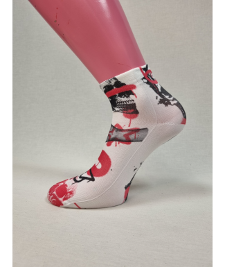 CALCETINES DISTINTOS... 2