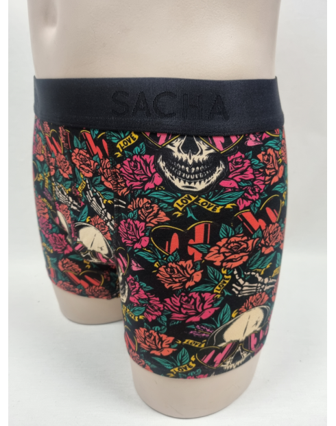 BOXER ATREVIDO DE HOMBRE CON...