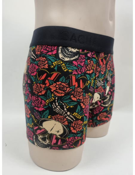 BOXER ATREVIDO DE HOMBRE CON CALAVERAS ENAMORADAS