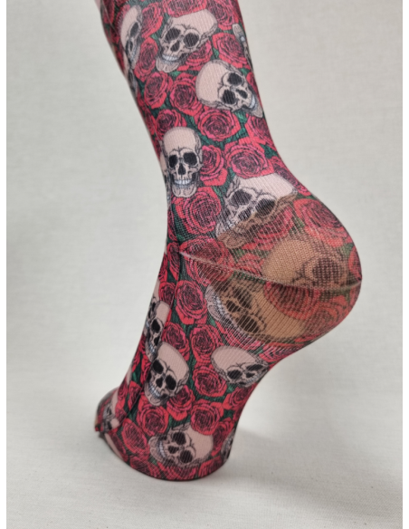 CALCETINES INFORMALES DE HOMBRE CON CALAVERAS Y ROSAS