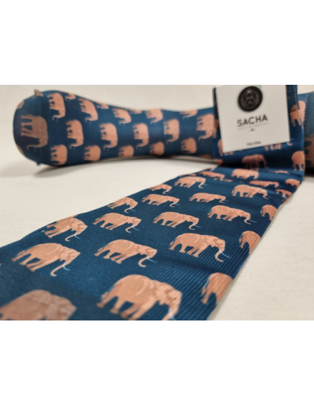 CALCETINES DIFERENTES DE HOMBRE CON ELEFANTES