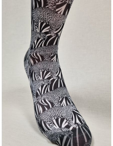 CALCETINES MOLONES DE HOMBRE CON PANTERA EN BLANCO Y NEGRO