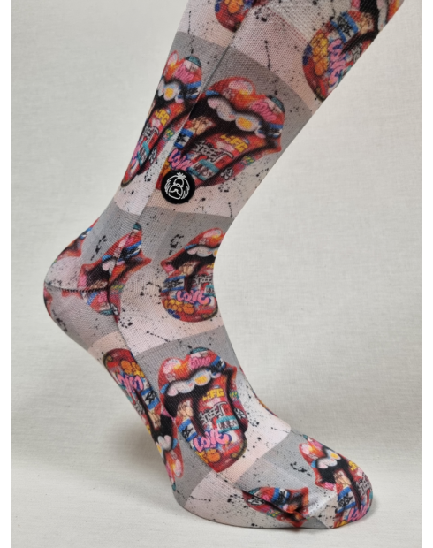 CALCETINES DISTINTOS DE HOMBRE...