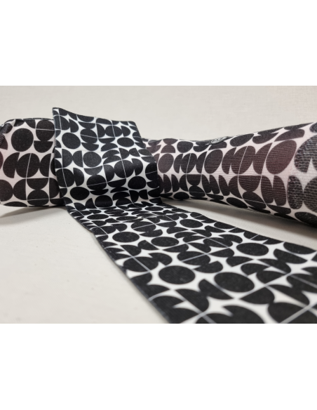 CALCETINES SIMPÁTICOS DE HOMBRE BLANCO Y NEGRO