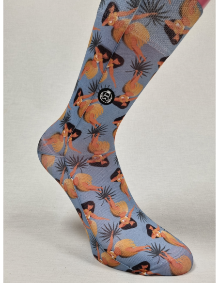 CALCETINES DIVERTIDOS DE HOMBRE CON HAWAIANAS