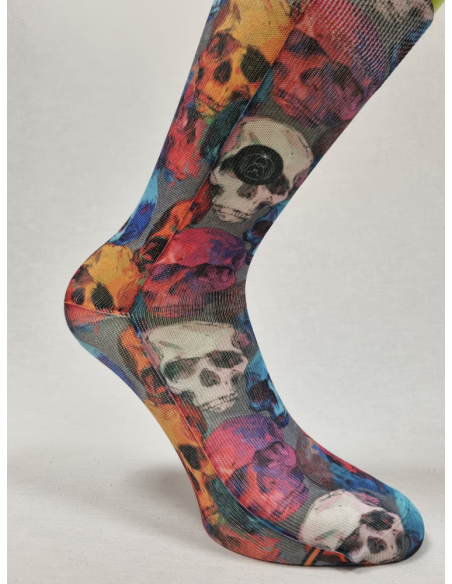 CALCETINES ATREVIDOS DE HOMBRE CALAVERAS COLORES