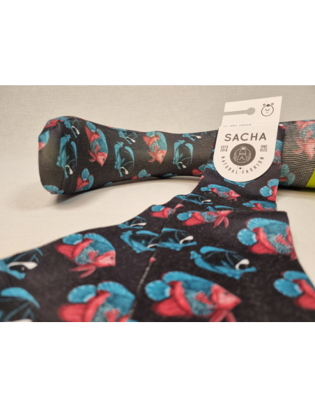 CALCETINES DISTINTOS DE HOMBRE CON PECES