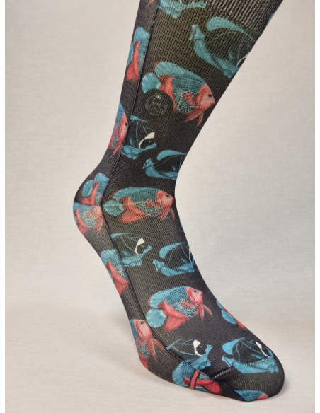 CALCETINES DISTINTOS DE HOMBRE CON PECES