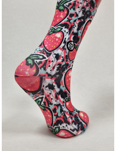 CALCETINES ORIGINALES DE MUJER CON FRESAS