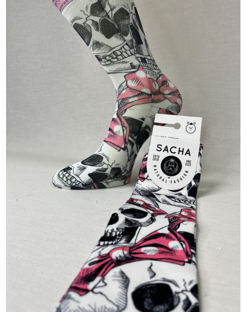 CALCETIN ATREVIDO DE MUJER CALAVERAS...