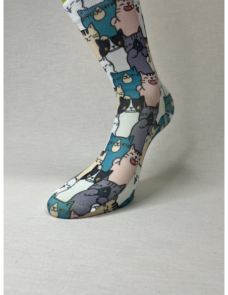 CALCETIN ATREVIDO DE MUJER GATOS ANIMADOS