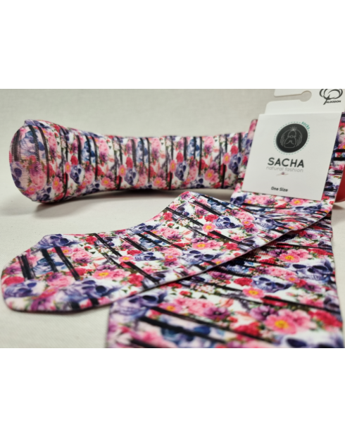 CALCETINES DIFERENTES DE MUJER CON...