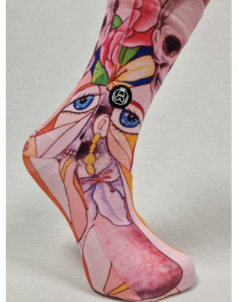 CALCETINES DISTINTOS DE MUJER CON...