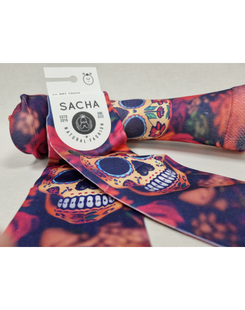 CALCETINES DIFERENTES DE MUJER CON...