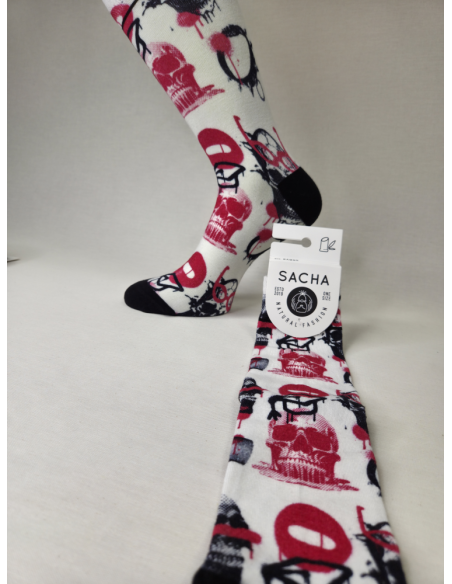 CALCETINES ATREVIDOS DE HOMBRE BAMBU CON CALAVERAS Y GRAFITTI