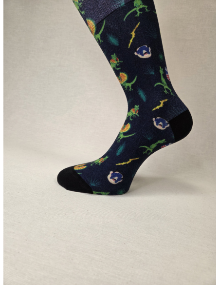 CALCETINES SORPRENDENTES DE HOMBRE DE BAMBU CON DINOSAURIOS.