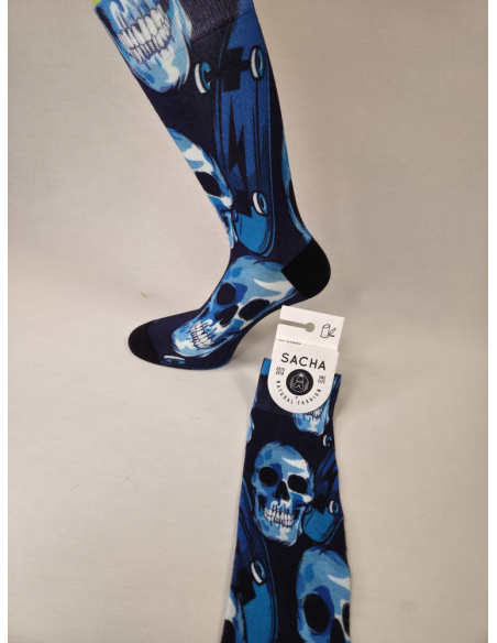 CALCETINES ORIGINALES DE CHICO EN BAMBU CON CALAVERAS Y SKATE.