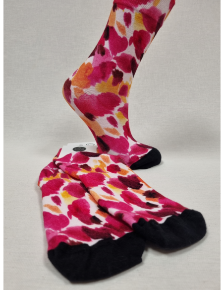 CALCETINES CONFORTABLES DE MUJER EN BAMBÚ CON PINCELADAS