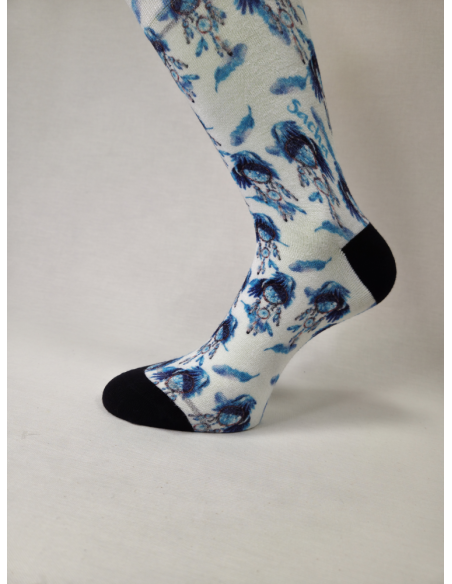 CALCETINES ORIGINALES DE MUJER DE BAMBU CON ATRAPASUEÑOS AZULES.