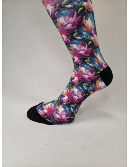 CALCETINES INFORMALES DE MUJER CON BAMBU CON EXPLOSION FLORAL OSCURA