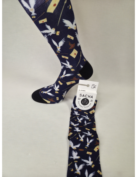 CALCETINES ATREVIDOS DE MUJER EN BAMBU CON PALOMAS BLANCAS.