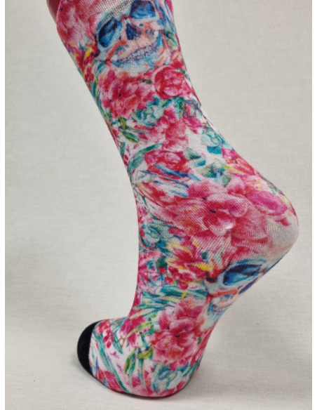 CALCETINES DIVERTIDOS DE MUJER EN BAMBU CON CALAVERAS Y ROSAS