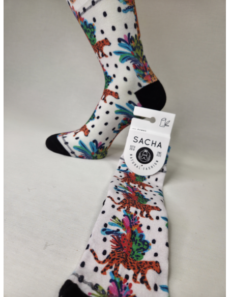 CALCETINES ATREVIDOS DE MUJER EN BAMBU CON LEOPARDOS POP ART.