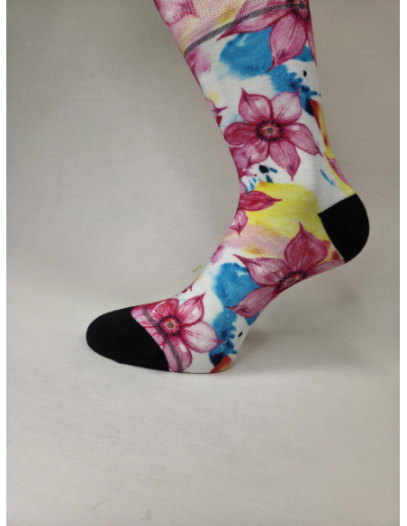 CALCETINES DIVERTIDOS DE MJUJER EN BAMBÚ CON FLORES